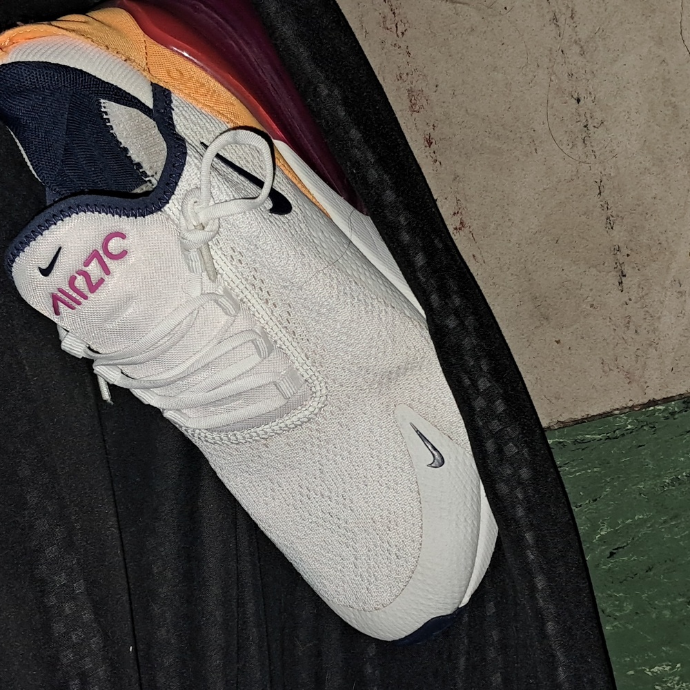 Nike